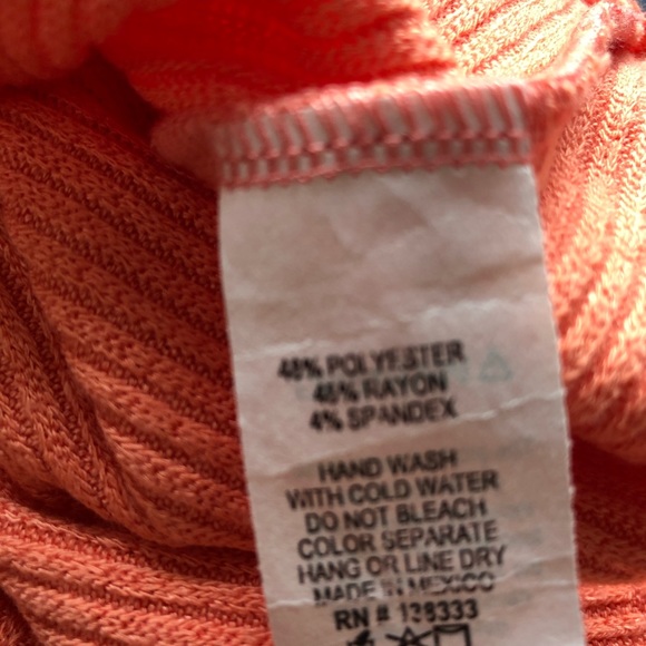 2/$30 FASHION NOVA Wanderlust Cropped Ribbed Hoodie - Picture 9 of 9